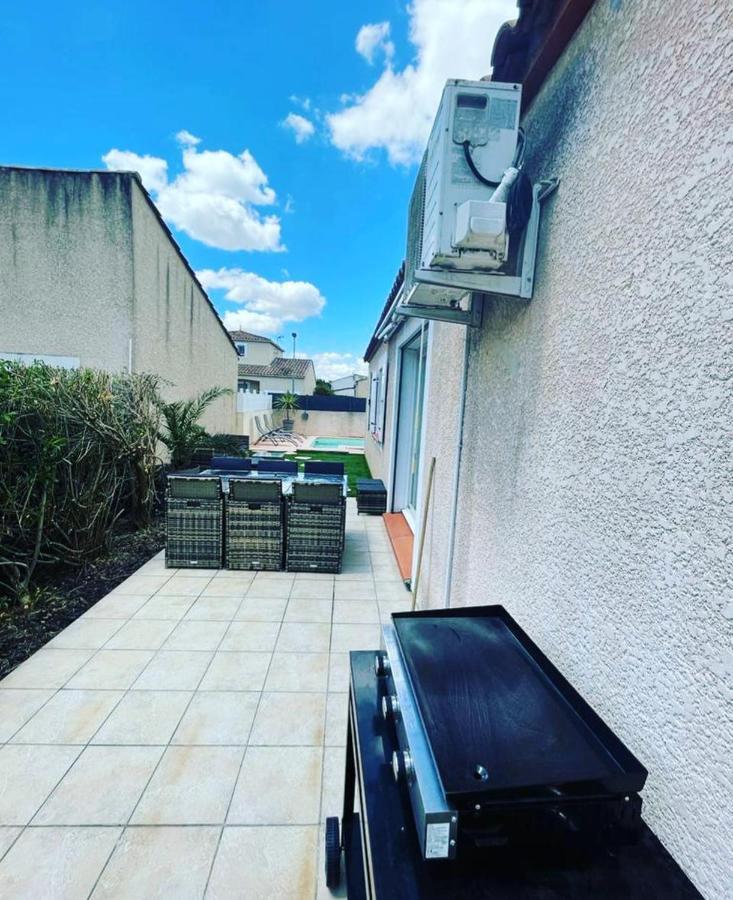 La Villa de l'Olivier piscine privée et parking Carcassonne Extérieur photo